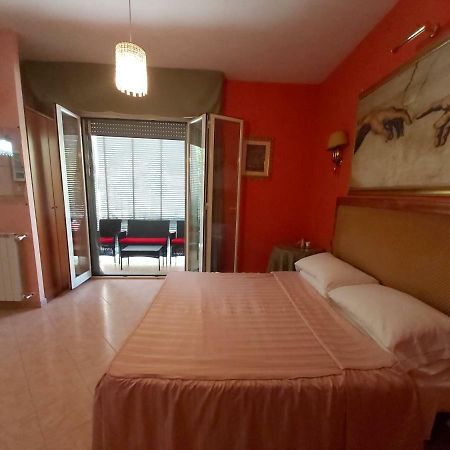 Suites Oliveri Viale Marconi Rome Extérieur photo