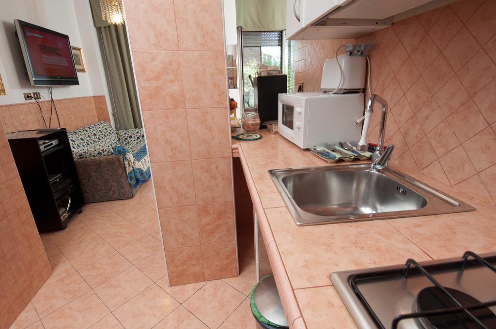 Suites Oliveri Viale Marconi Rome Extérieur photo