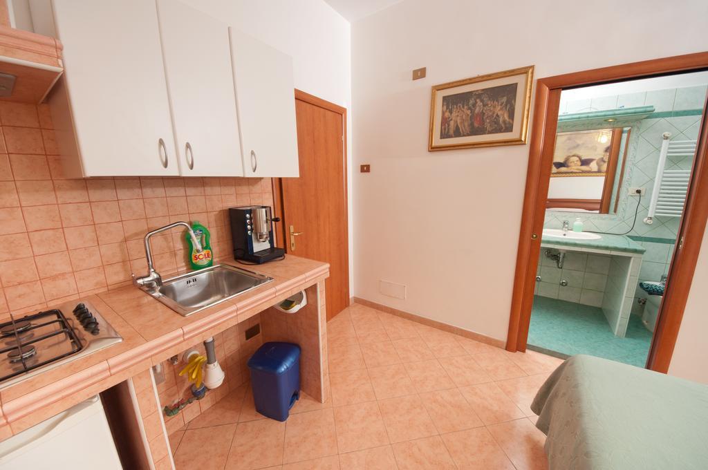 Suites Oliveri Viale Marconi Rome Extérieur photo