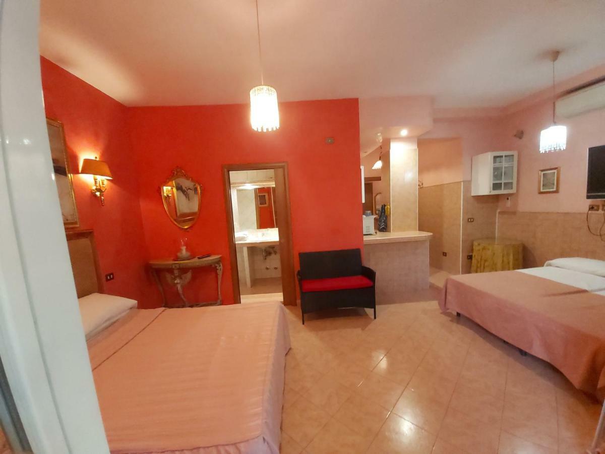 Suites Oliveri Viale Marconi Rome Extérieur photo